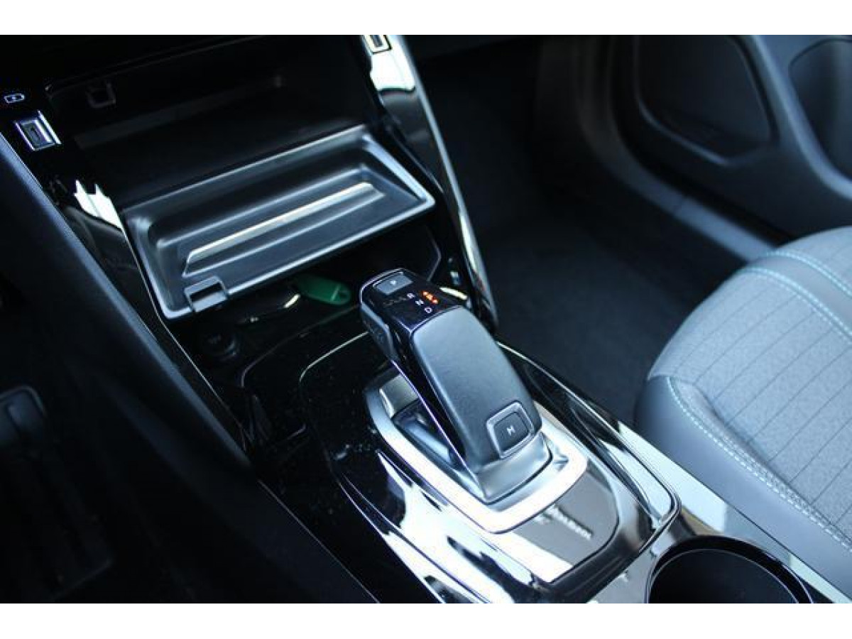 Peugeot 2008 1.5 HDI AUT 