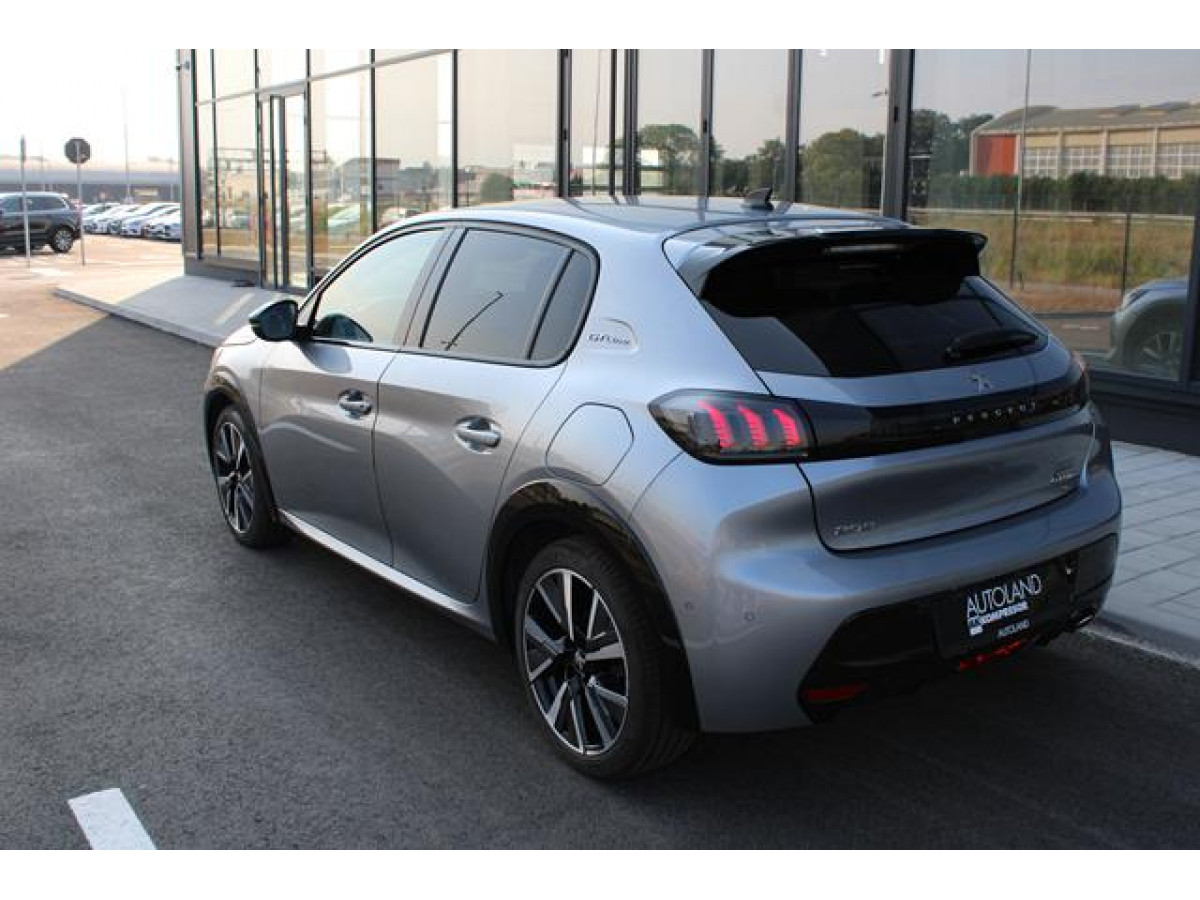 Peugeot 208 1.2 GT LINE AUT 