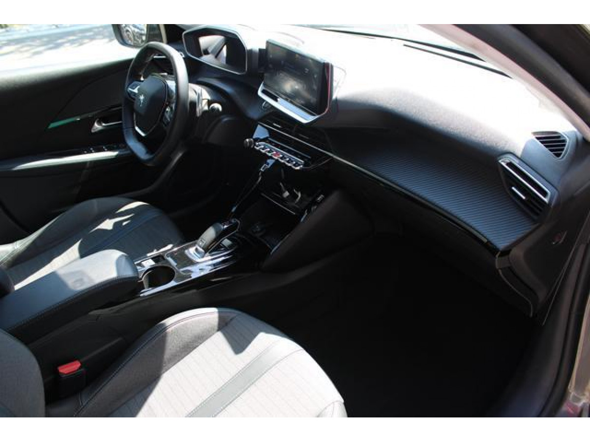 Peugeot 208 1.2 Puretech Allure 