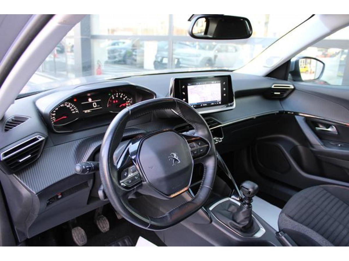 Peugeot 2008 1.2 Business 