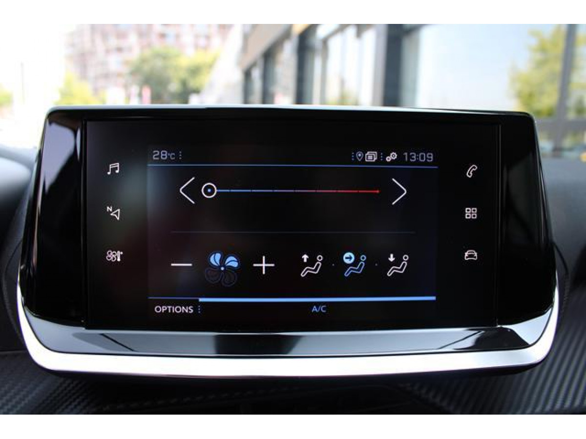 Peugeot 2008 1.2 PURETECH 
