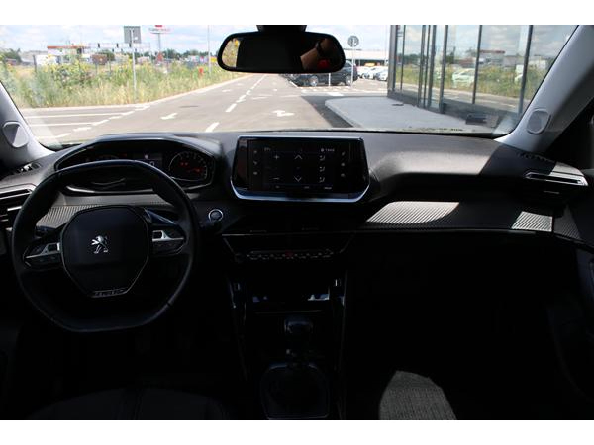 Peugeot 2008 1.2 Allure 