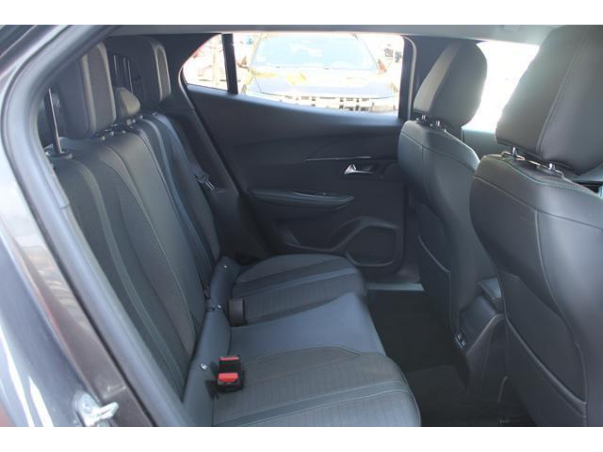 Peugeot 2008 1.2 PURETECH ACTIVE 