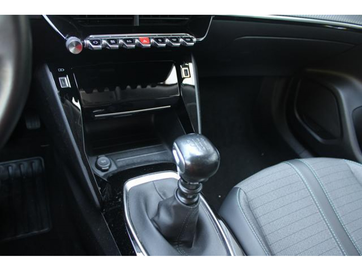 Peugeot 2008 1.2 PURETECH ACTIVE 