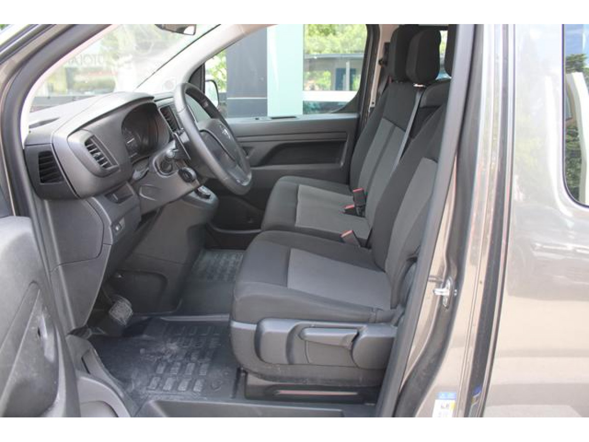 OPEL VIVARO 2.0 AUT 