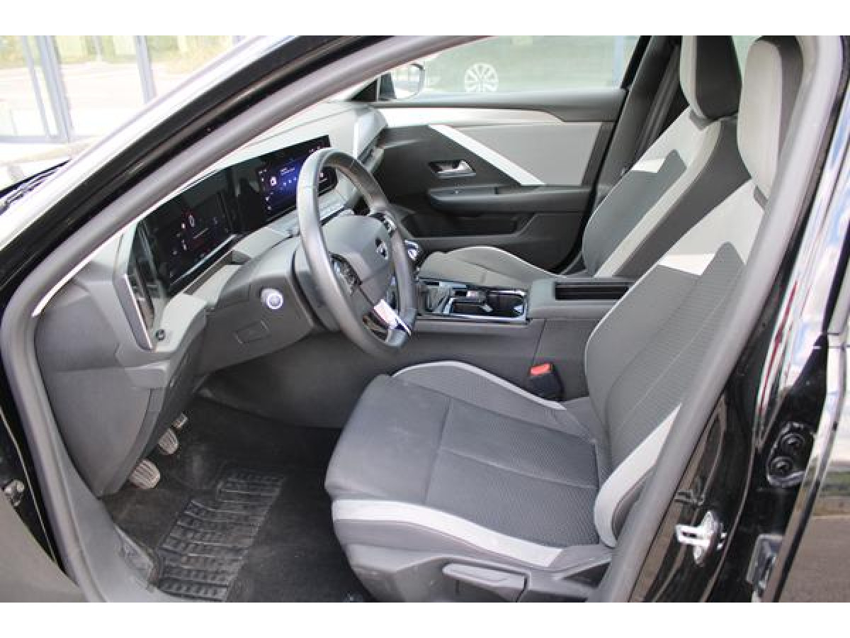 Opel Astra L 1.2 Edition 