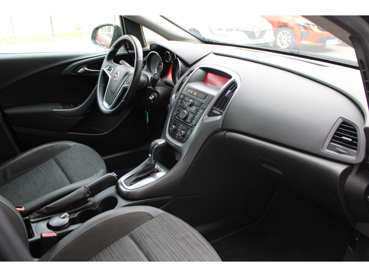 Opel Astra J 1.6 cdti AUT 