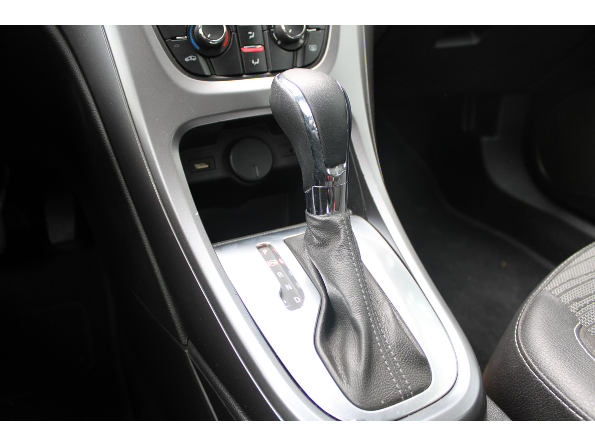 Opel Astra J 1.6 cdti AUT 