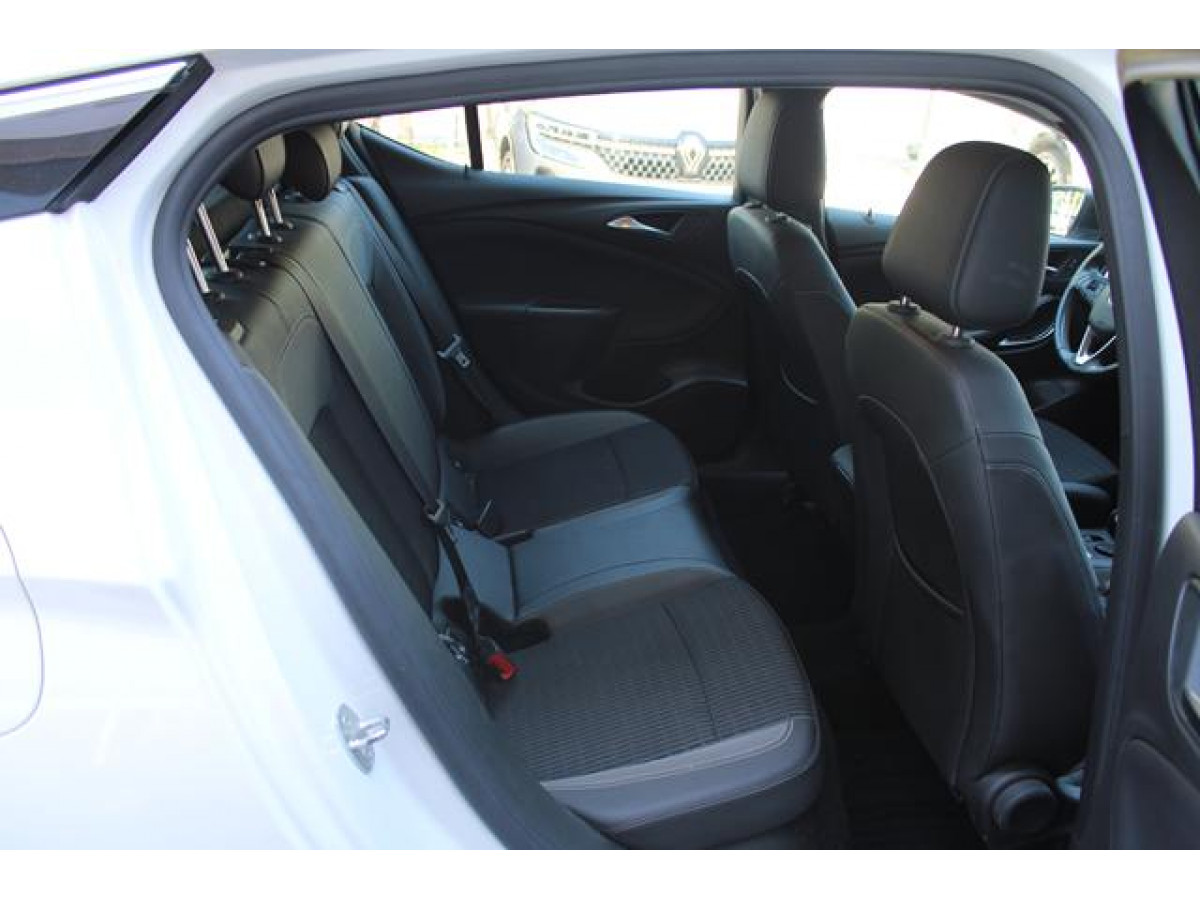 Opel Astra K 1.2 TURBO ELEGANCE 