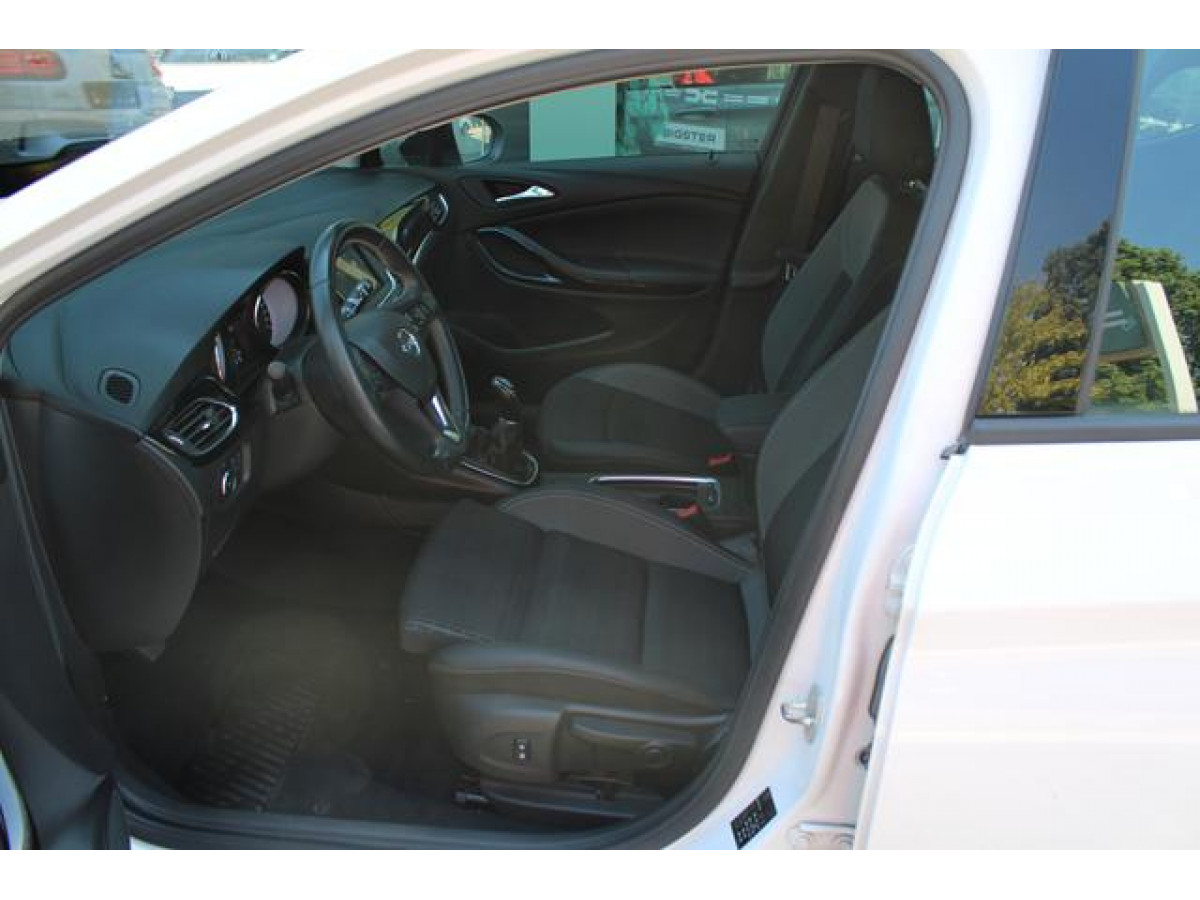 Opel Astra K 1.2 TURBO ELEGANCE 