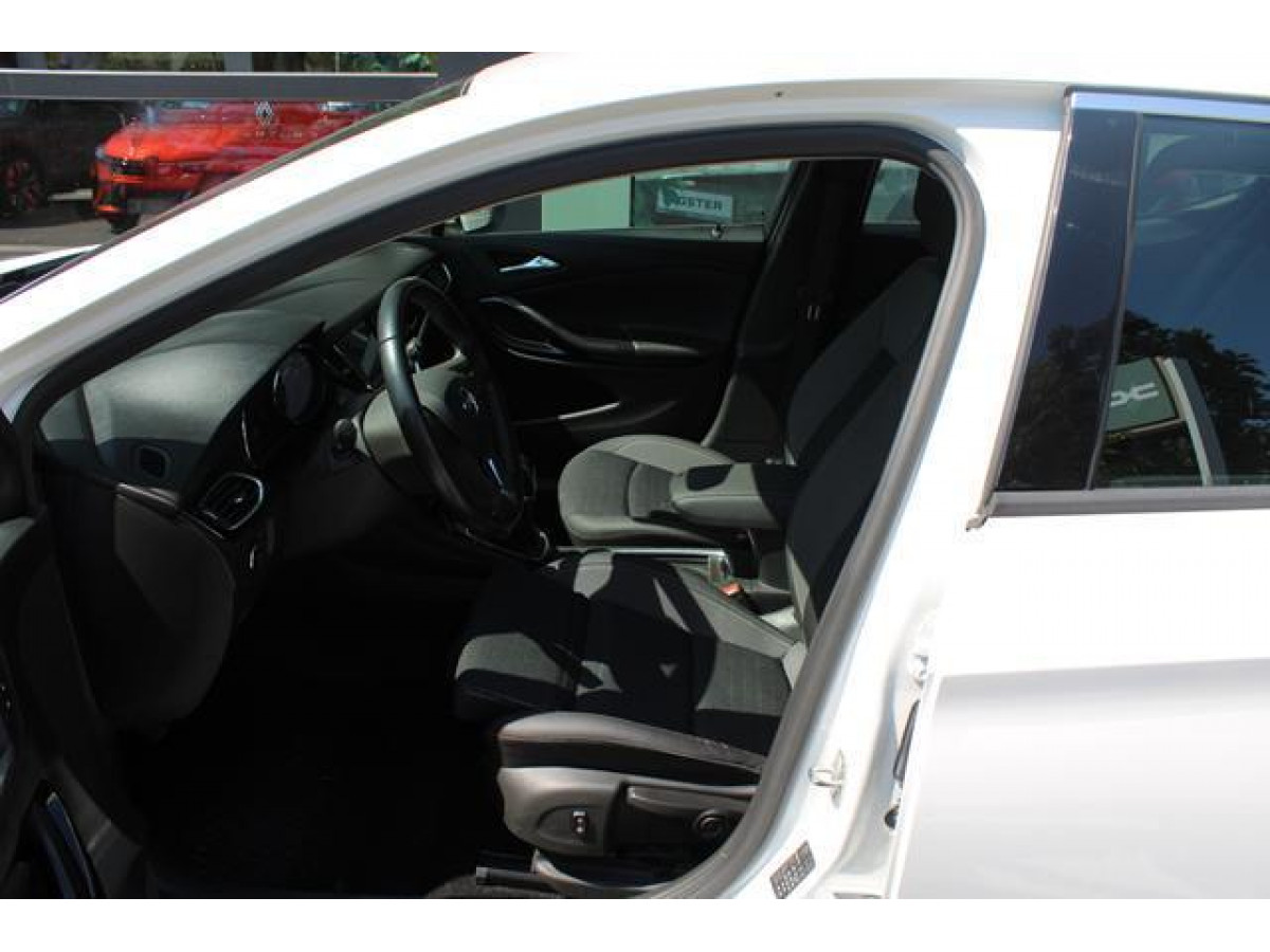 Opel Astra K 1.2 TURBO ELEGANCE 