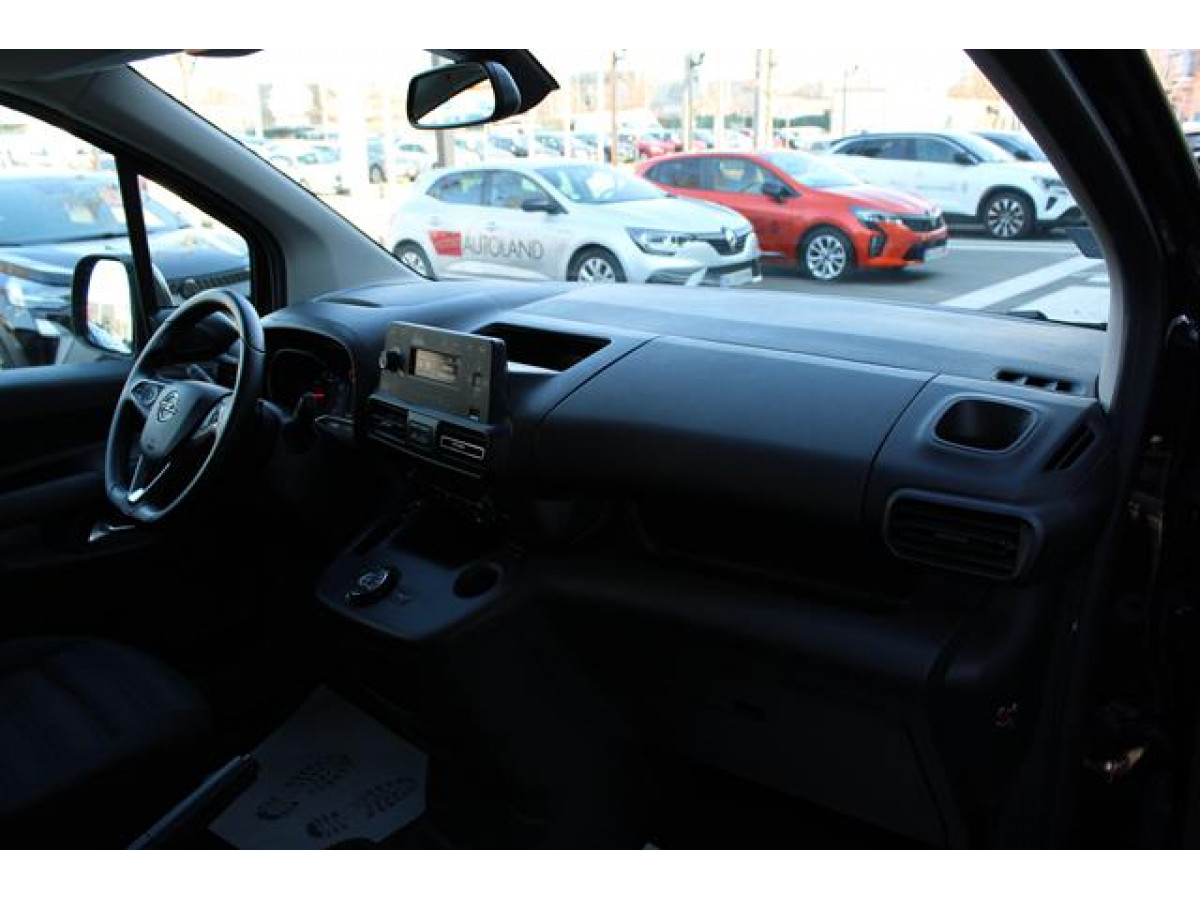 Opel Combo 1.5 HDI AUT 