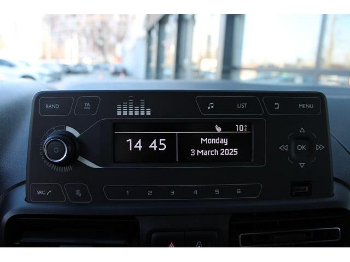 Opel Combo 1.5 HDI AUT 