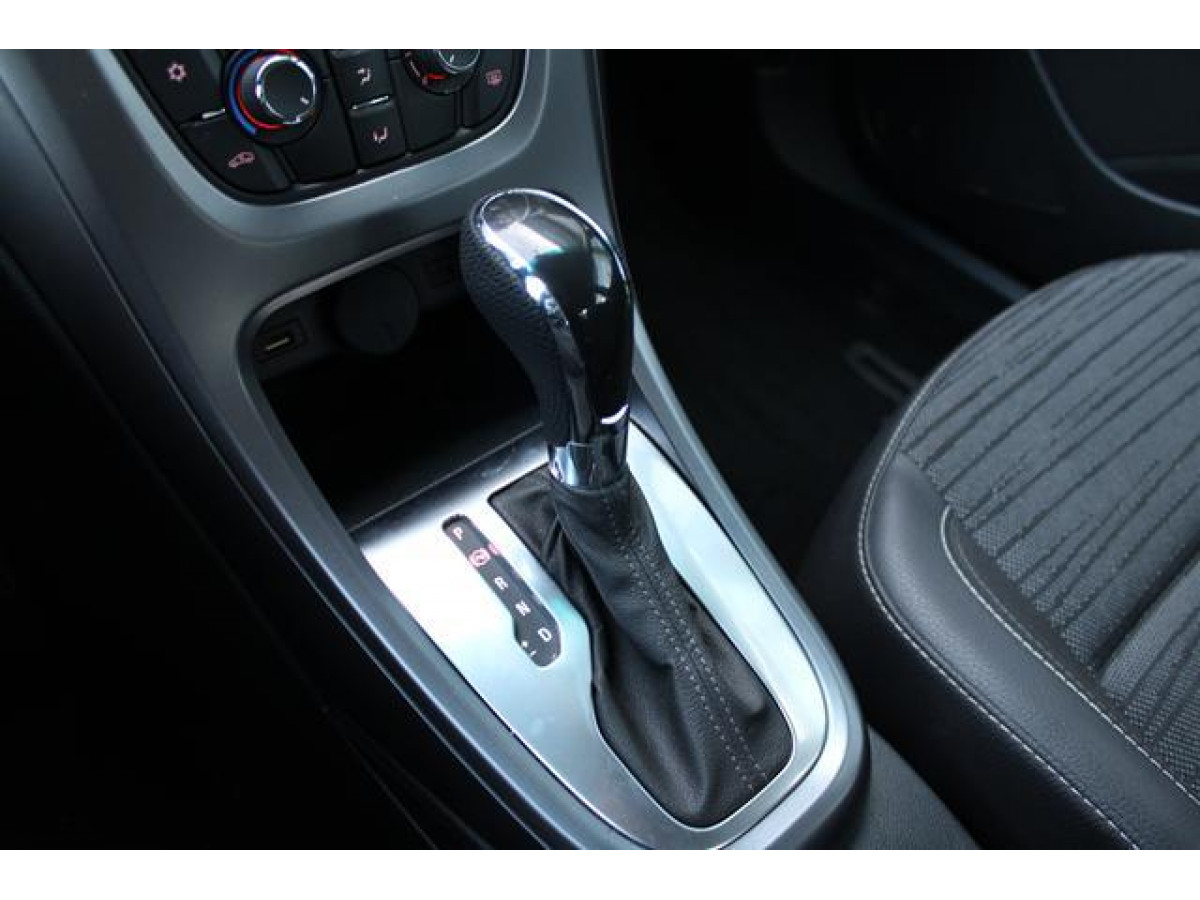 Opel Astra J 1.6 TWIN. ENJOY AUT 