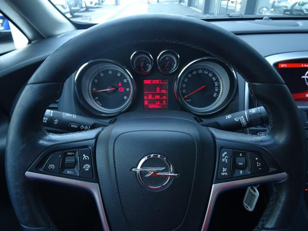 Opel Astra J 1.6 Enjoy 