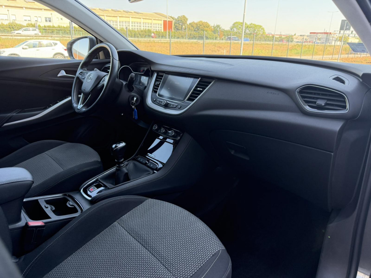 Opel Grandland X 