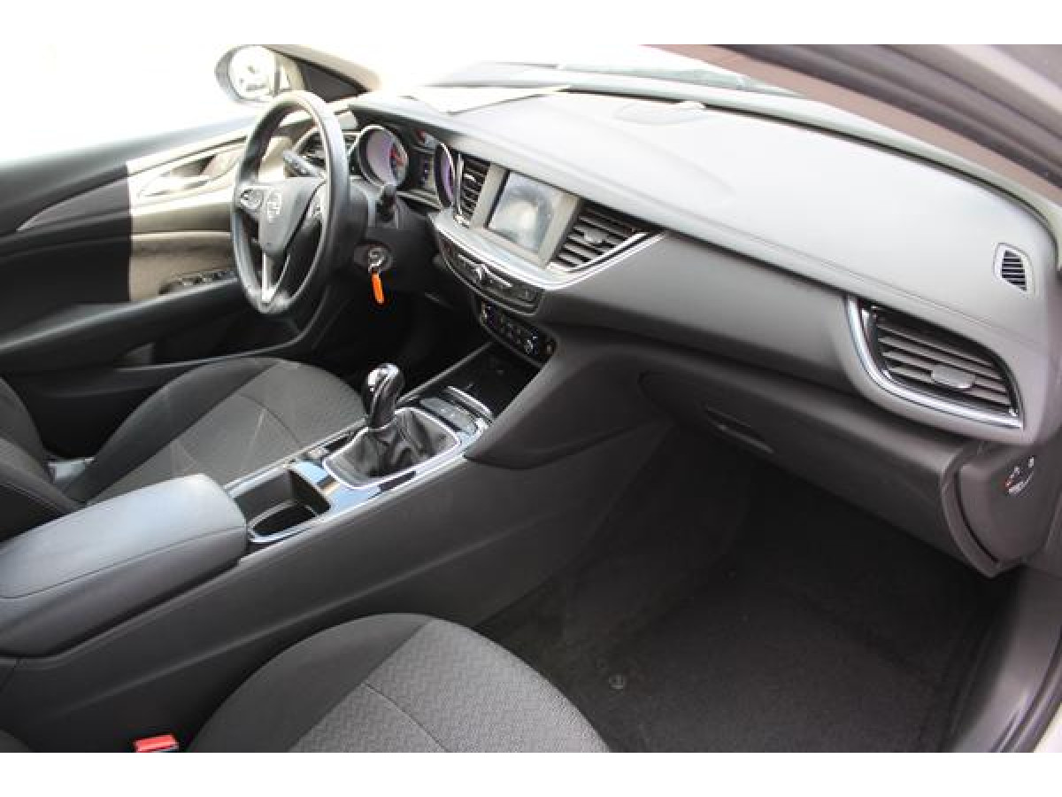 Opel Insignia 1.6 cdti Enjoy 