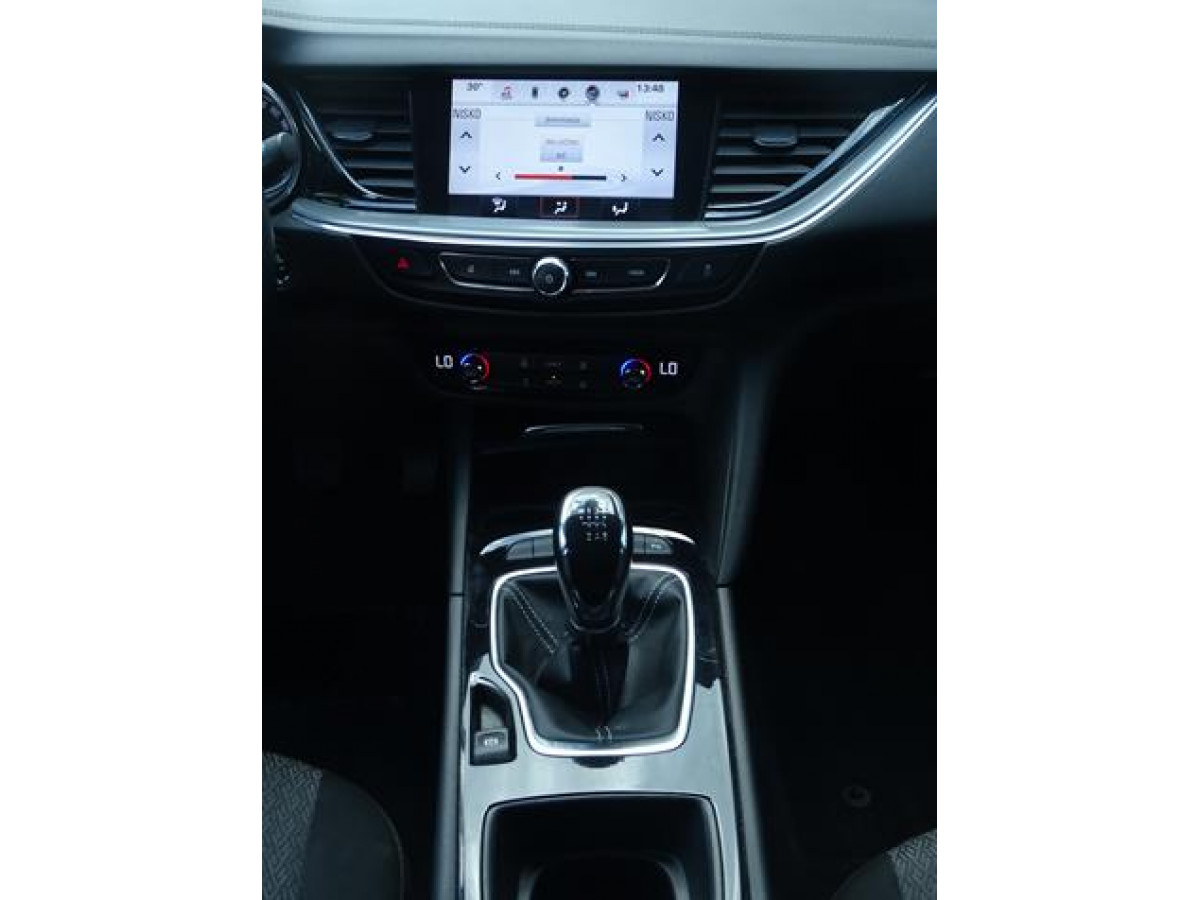 Opel Insignia 1.6 cdti Edition 