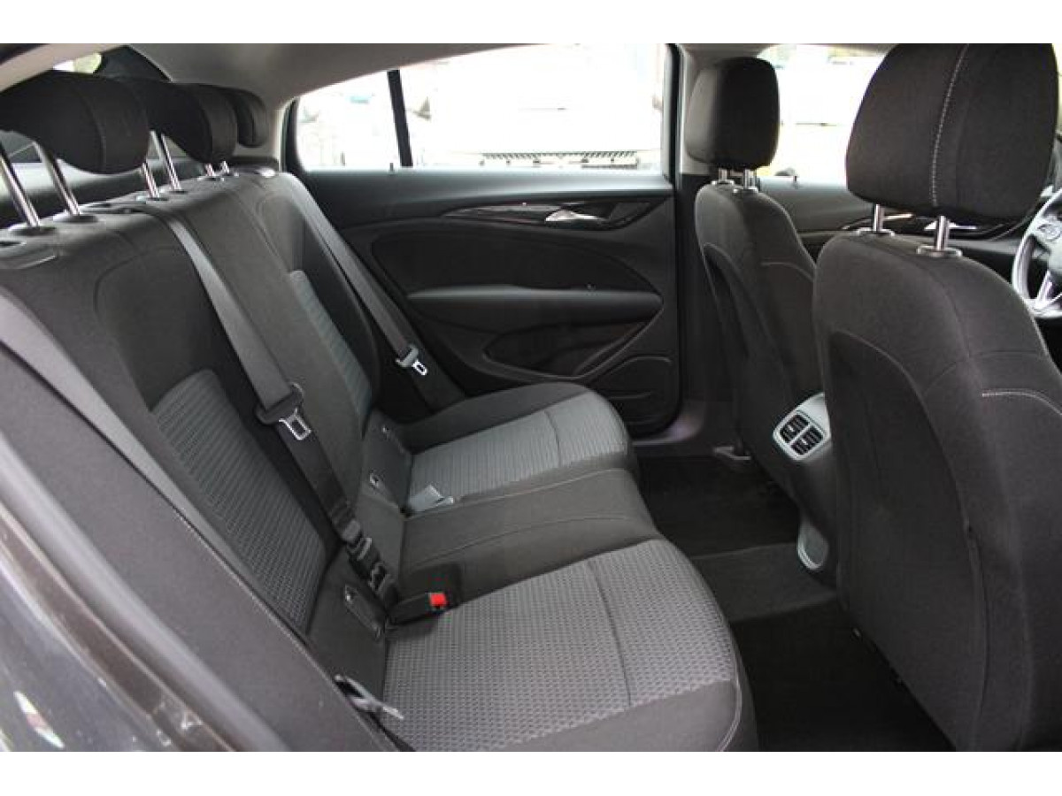 Opel Insignia 2.0 BUSINESS 