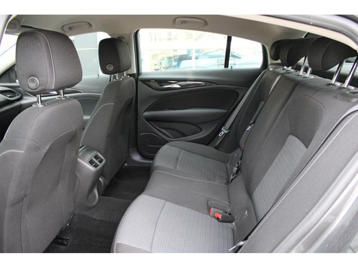 Opel Insignia 2.0 BUSINESS 