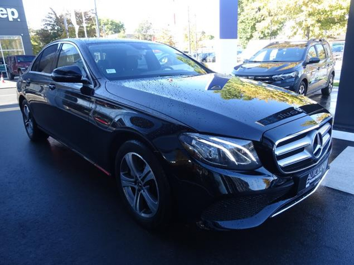 Mercedes Benz E 220 D 4MATIC 