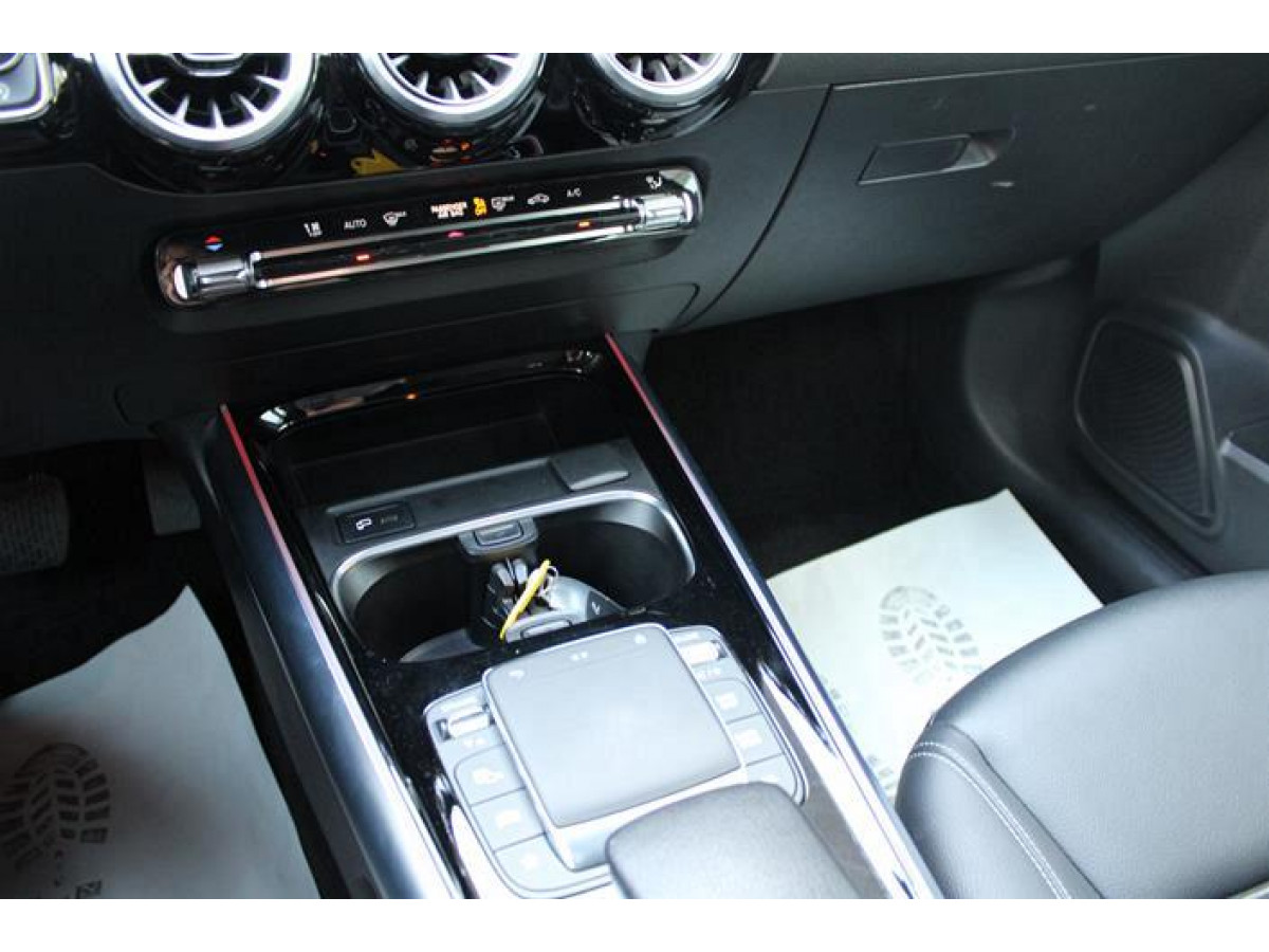 Mercedes Benz B 180 1.3 AUT 