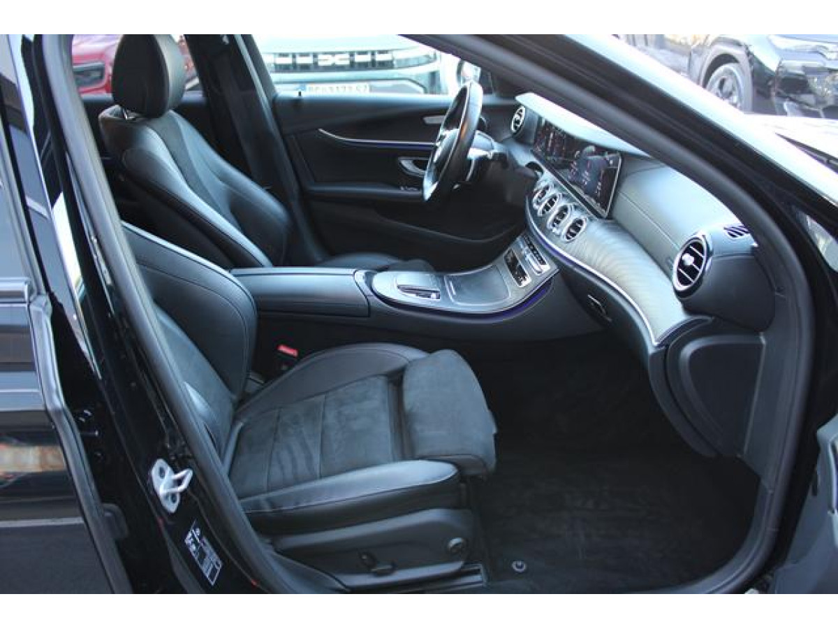 Mercedes Benz E 220 Hybrid 4 MATIC 