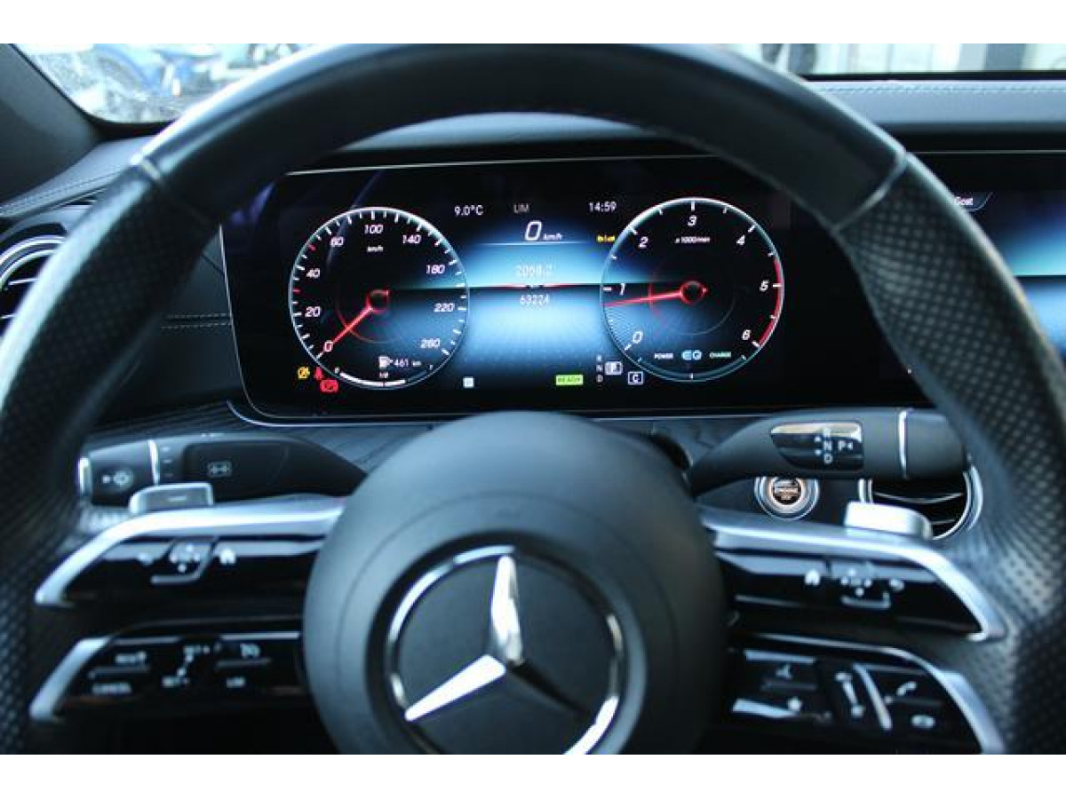 Mercedes Benz E 220 Hybrid 4 MATIC 