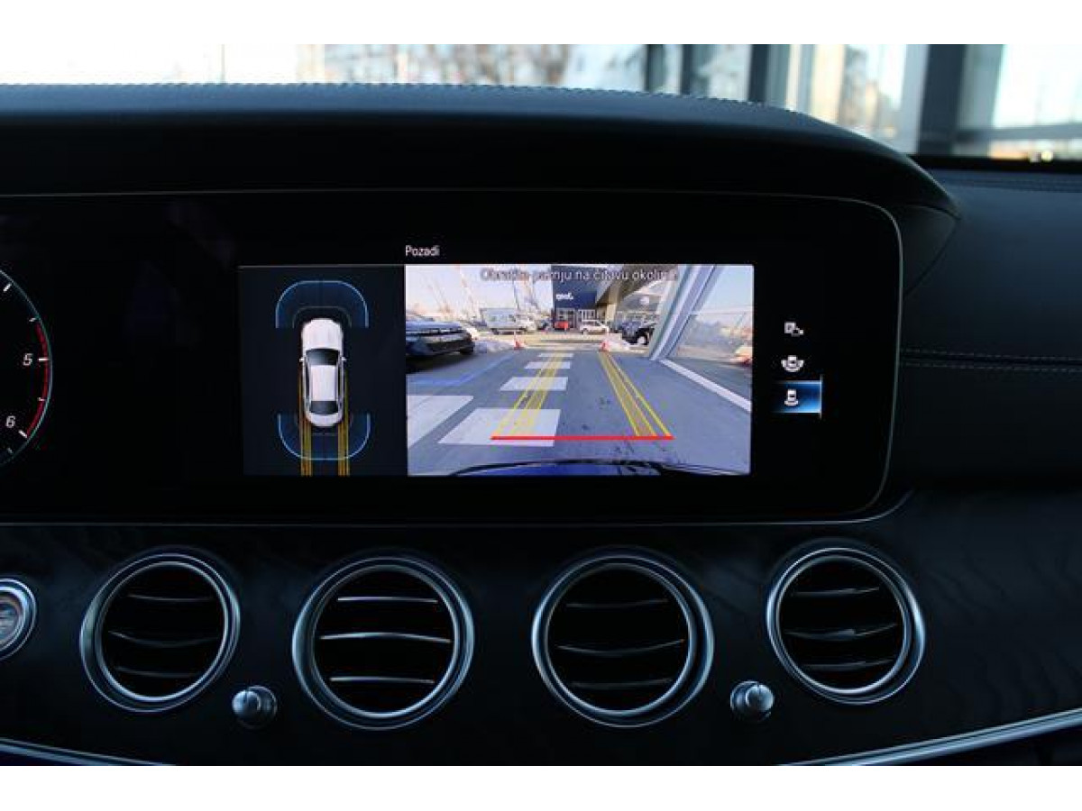 Mercedes Benz E 220 Hybrid 4 MATIC 