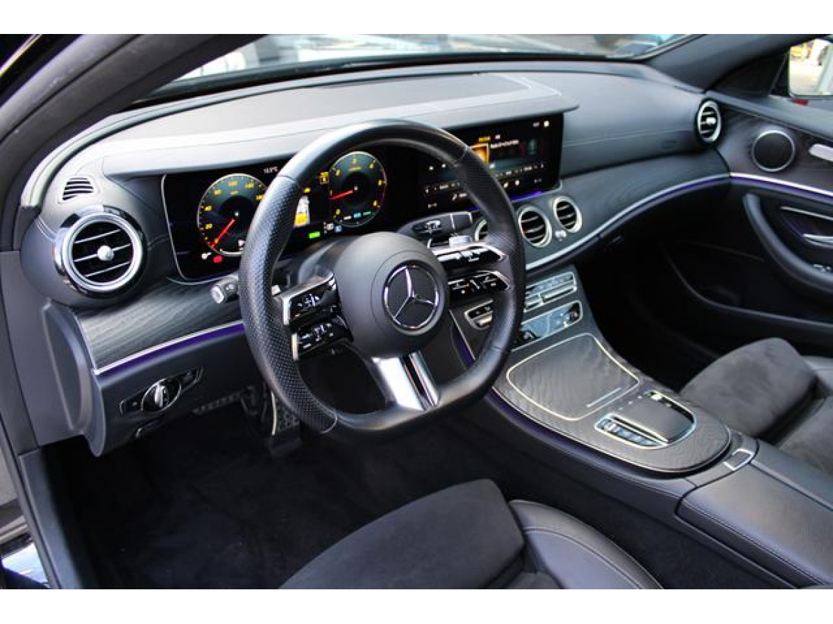 Mercedes Benz E220 D Hybrid 4MATIC 