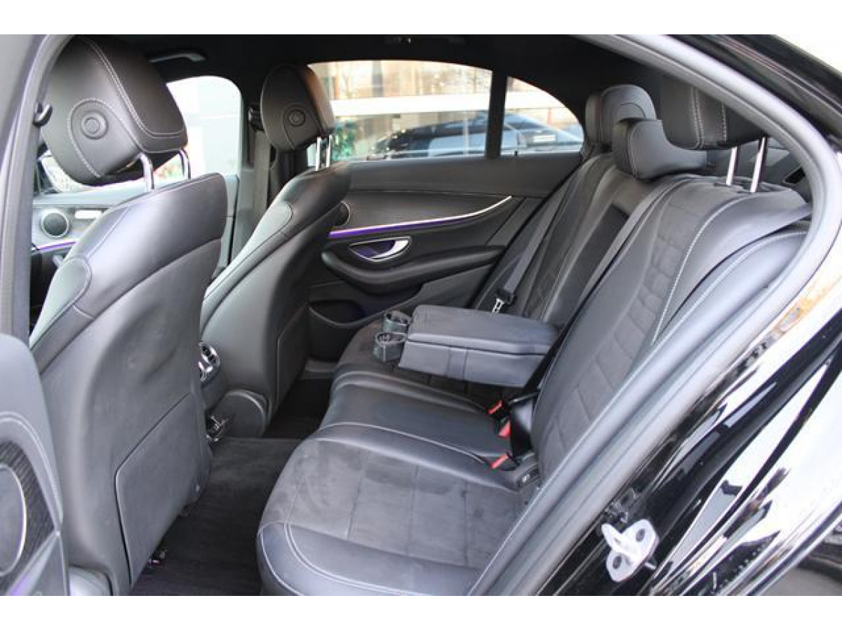 Mercedes Benz E 220 2.0 D HYB. 4MATIC 