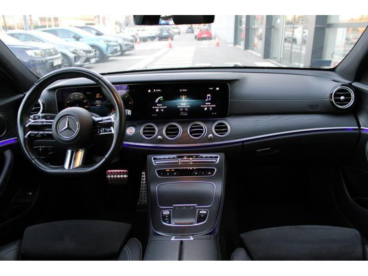 Mercedes Benz E 220 2.0 D HYB. 4MATIC 