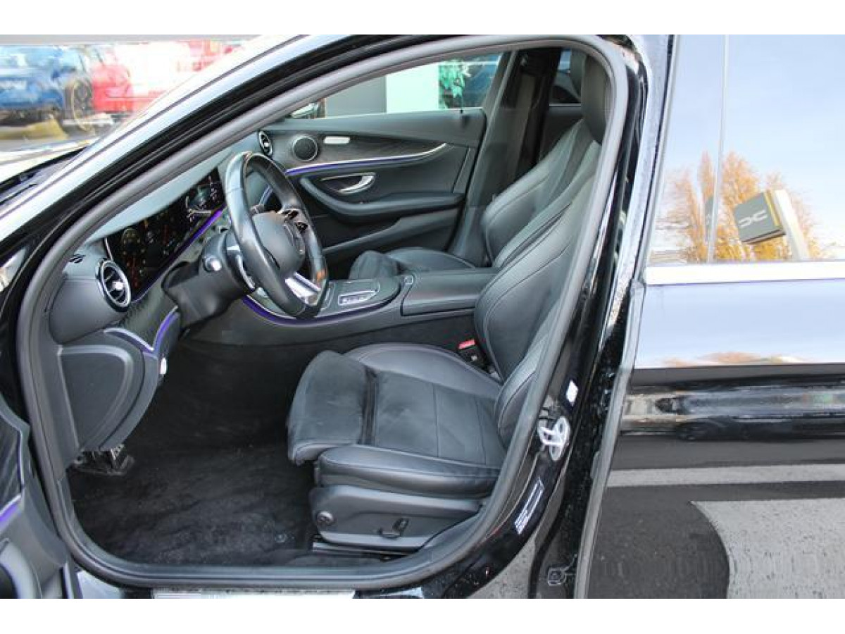 Mercedes Benz E 220 2.0 D HYB. 4MATIC 