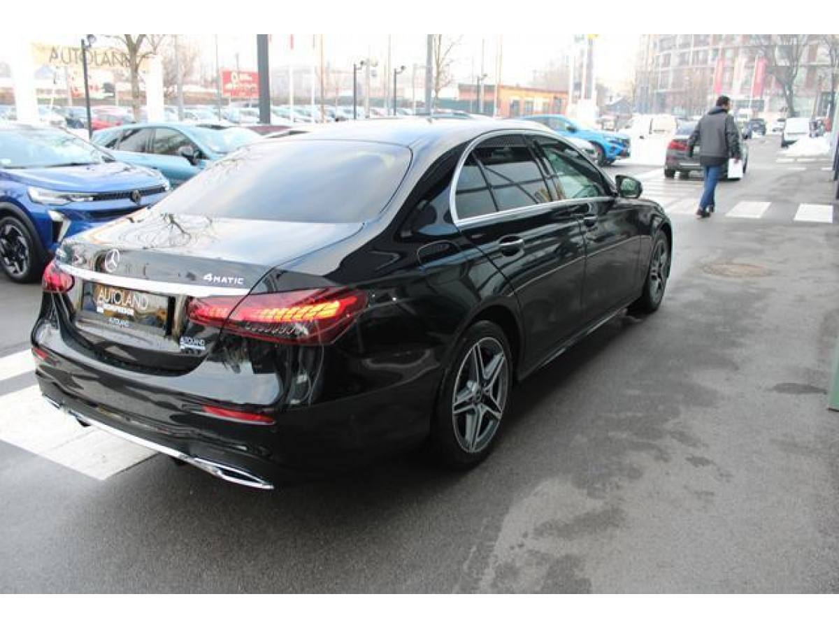 Mercedes Benz E 220 Hybrid 4 MATIC 