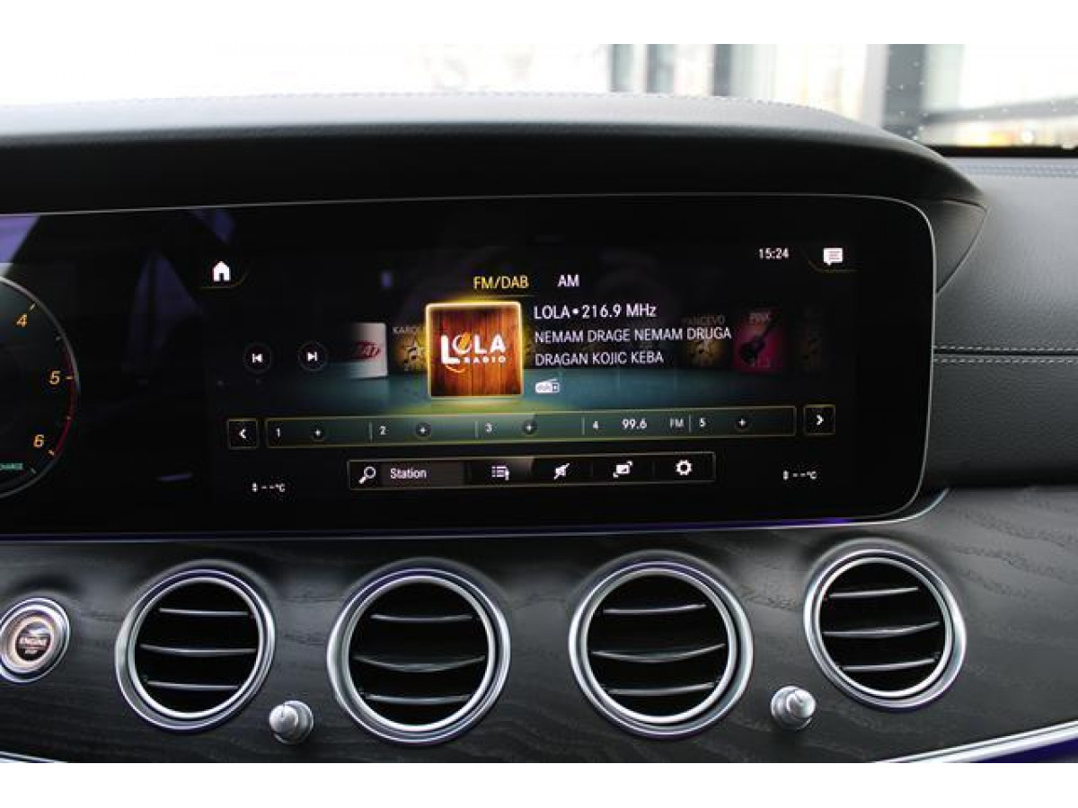 Mercedes Benz E 220 Hybrid 4 MATIC 