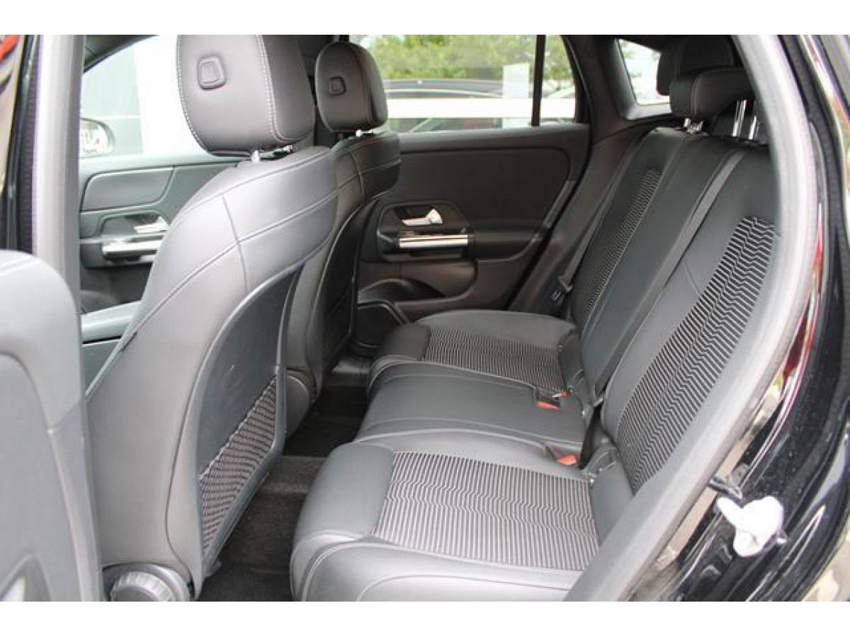 Mercedes Benz GLA 200 1.3 AUT 