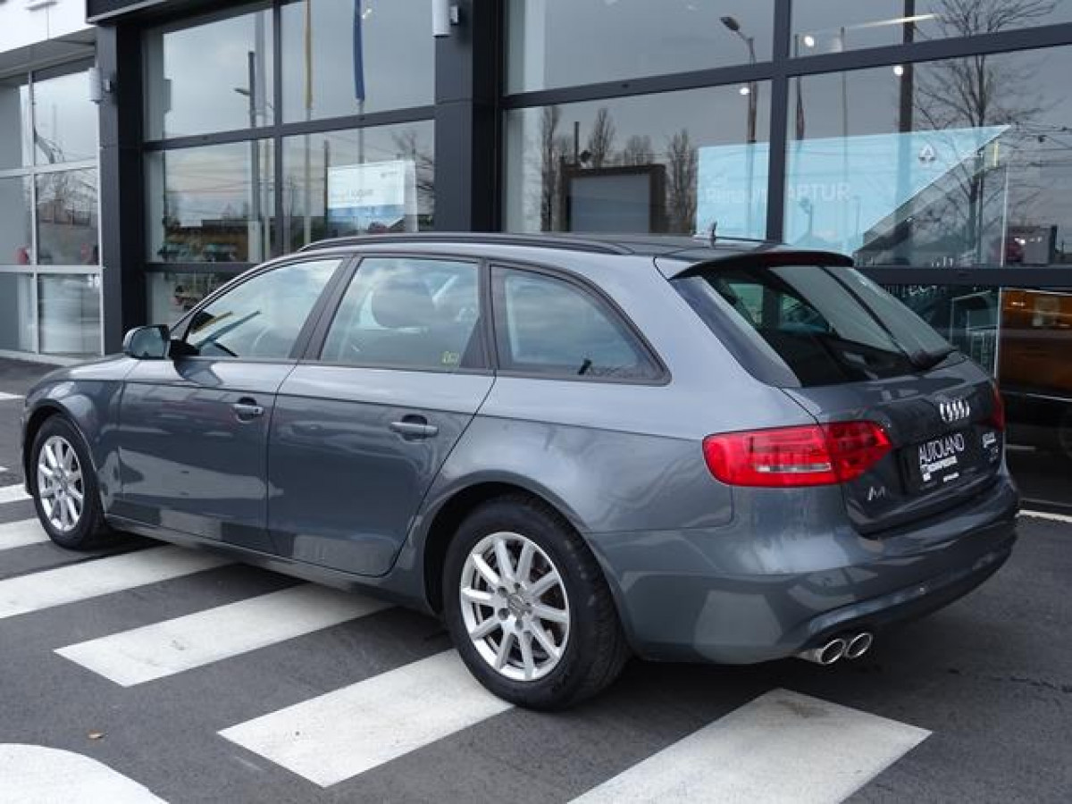 Audi A4 AVANT 2.0 TDI 