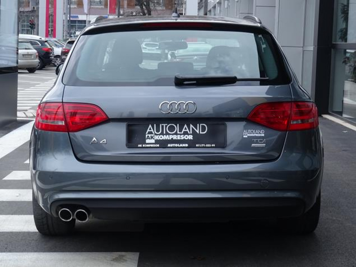 Audi A4 AVANT 2.0 TDI 