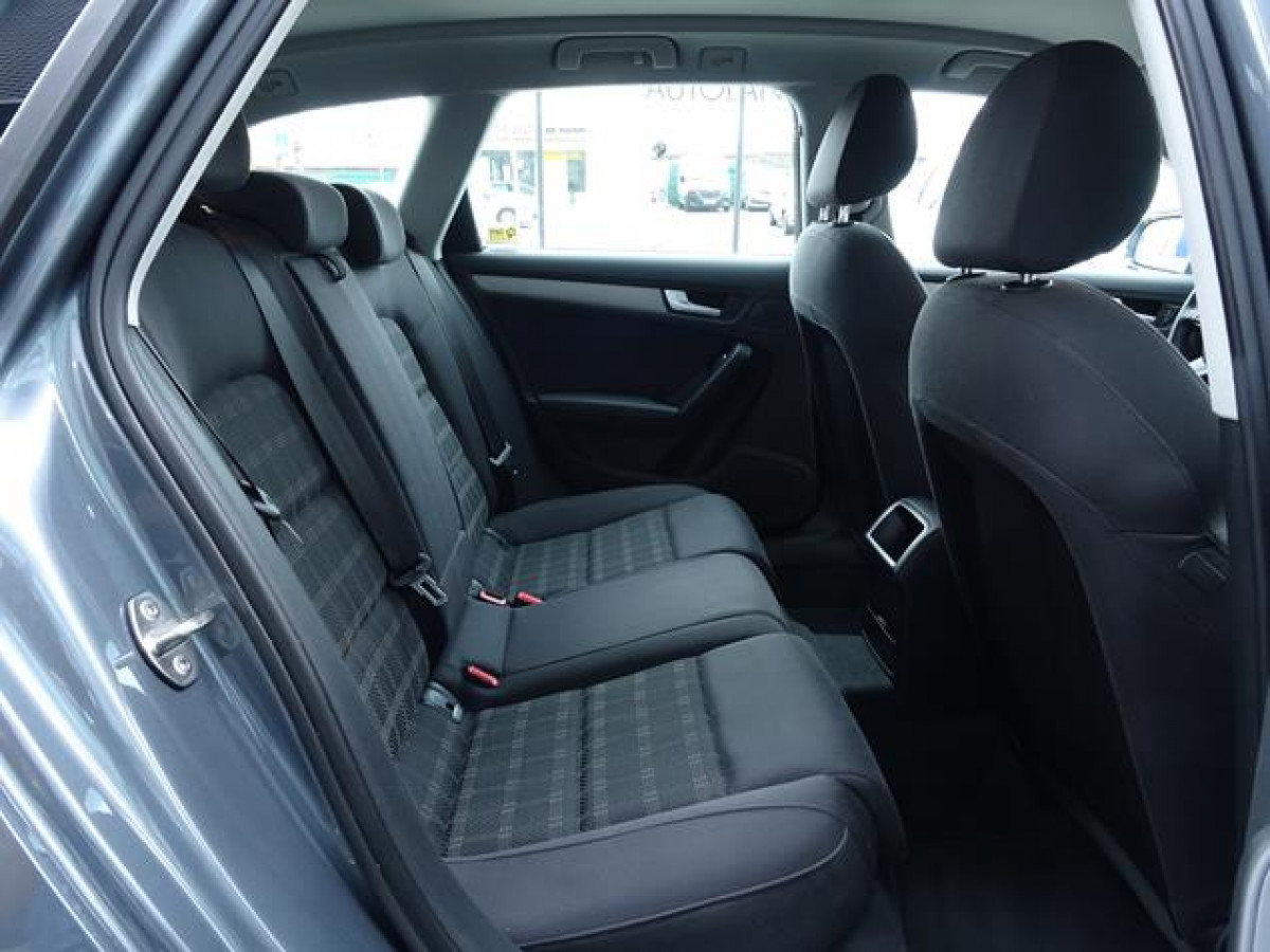 Audi A4 AVANT 2.0 TDI 