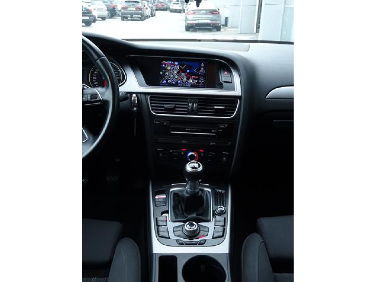 Audi A4 AVANT 2.0 TDI 