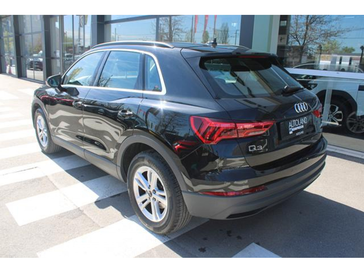 Audi Q3 2.0 TDI S TRONIC 