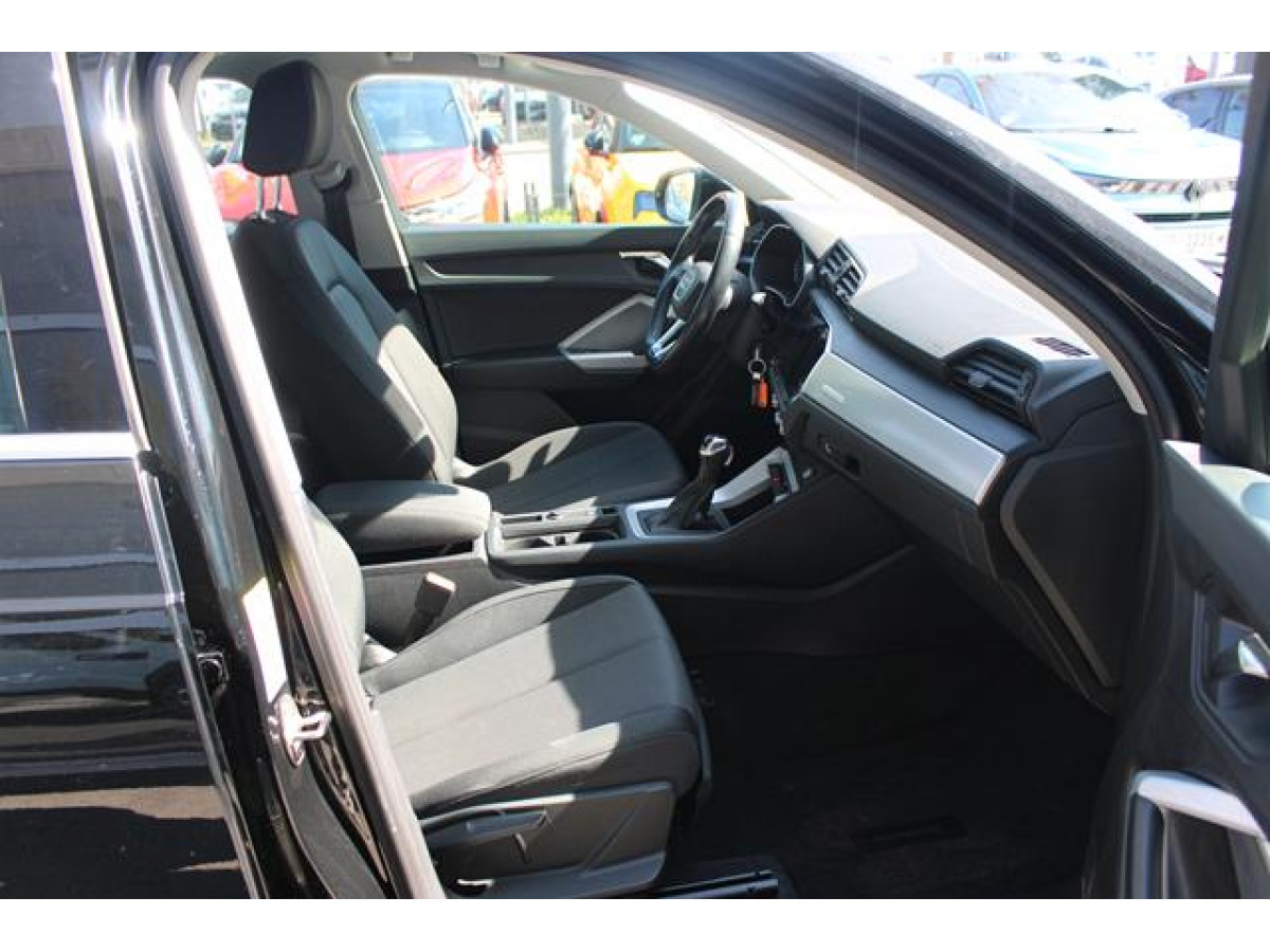 Audi Q3 2.0 TDI S TRONIC 