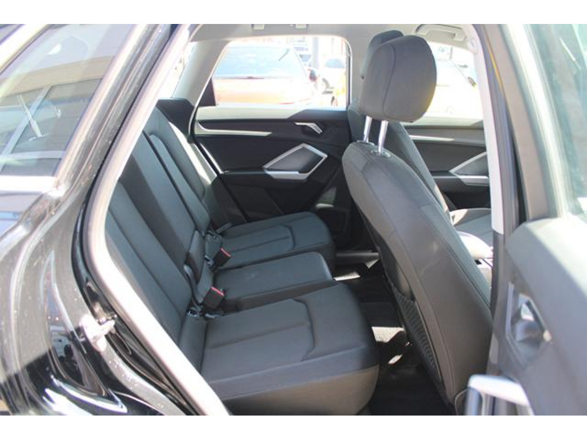 Audi Q3 2.0 TDI S TRONIC 