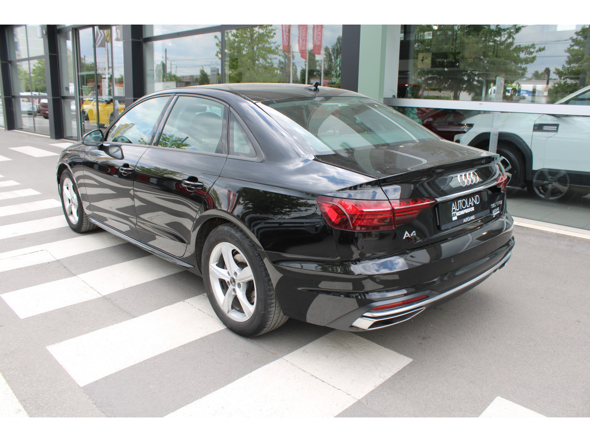 Audi A4 35 TFSI Hybrid 
