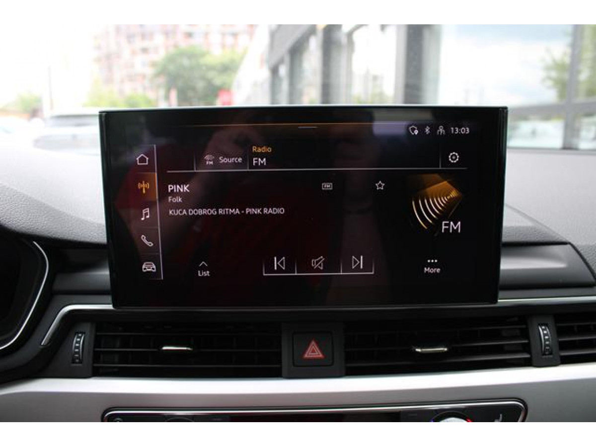 Audi A4 35 TFSI Hybrid 