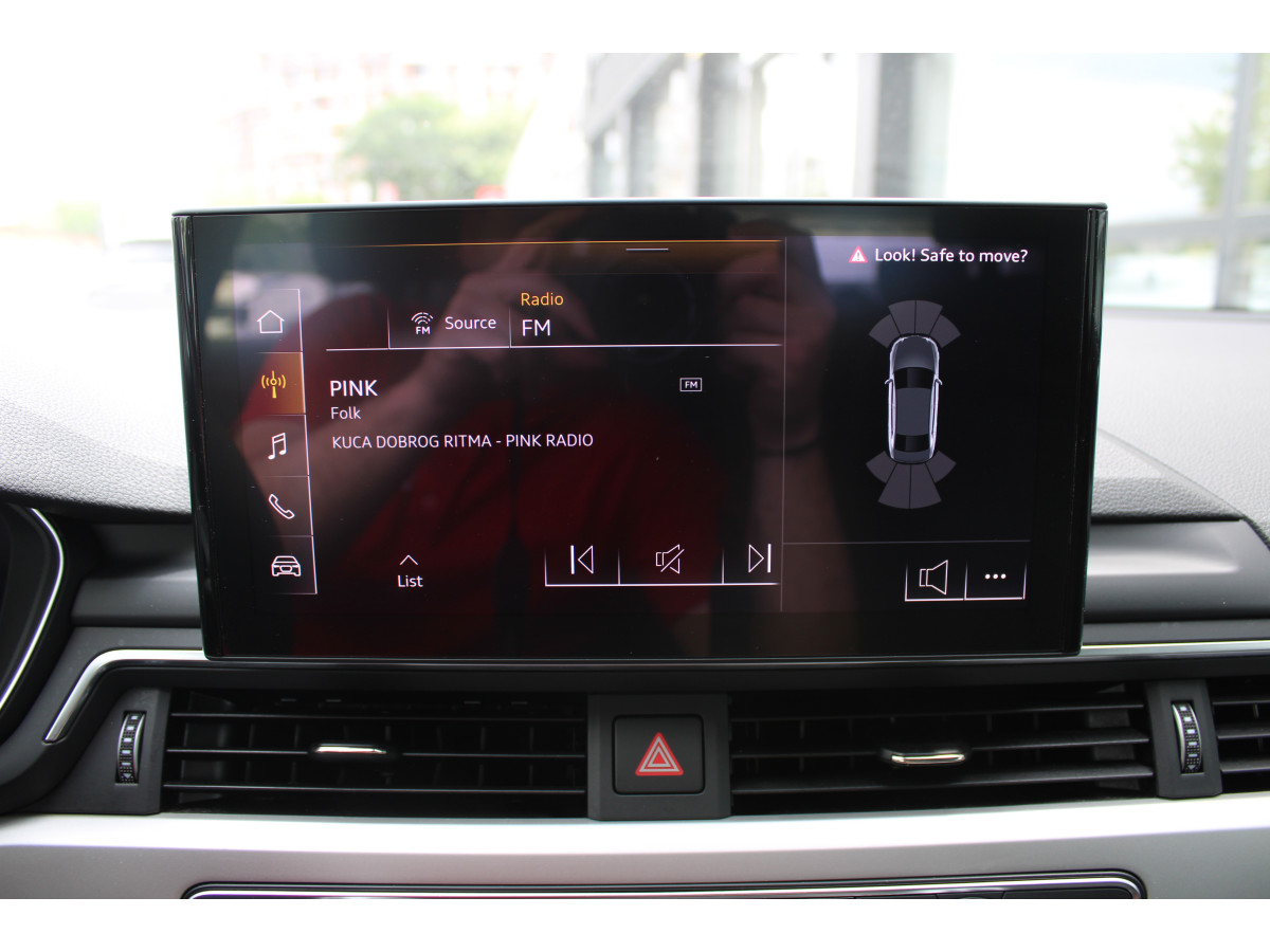 Audi A4 35 TFSI Hybrid 