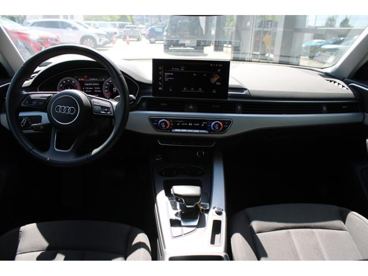 Audi A4 2.0 TFSI Hybrid 