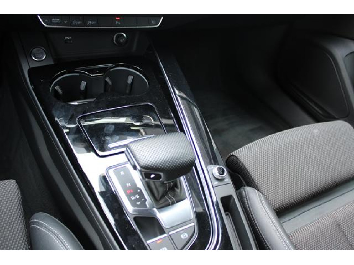 Audi A4 2.0TDI SLine Quattro 