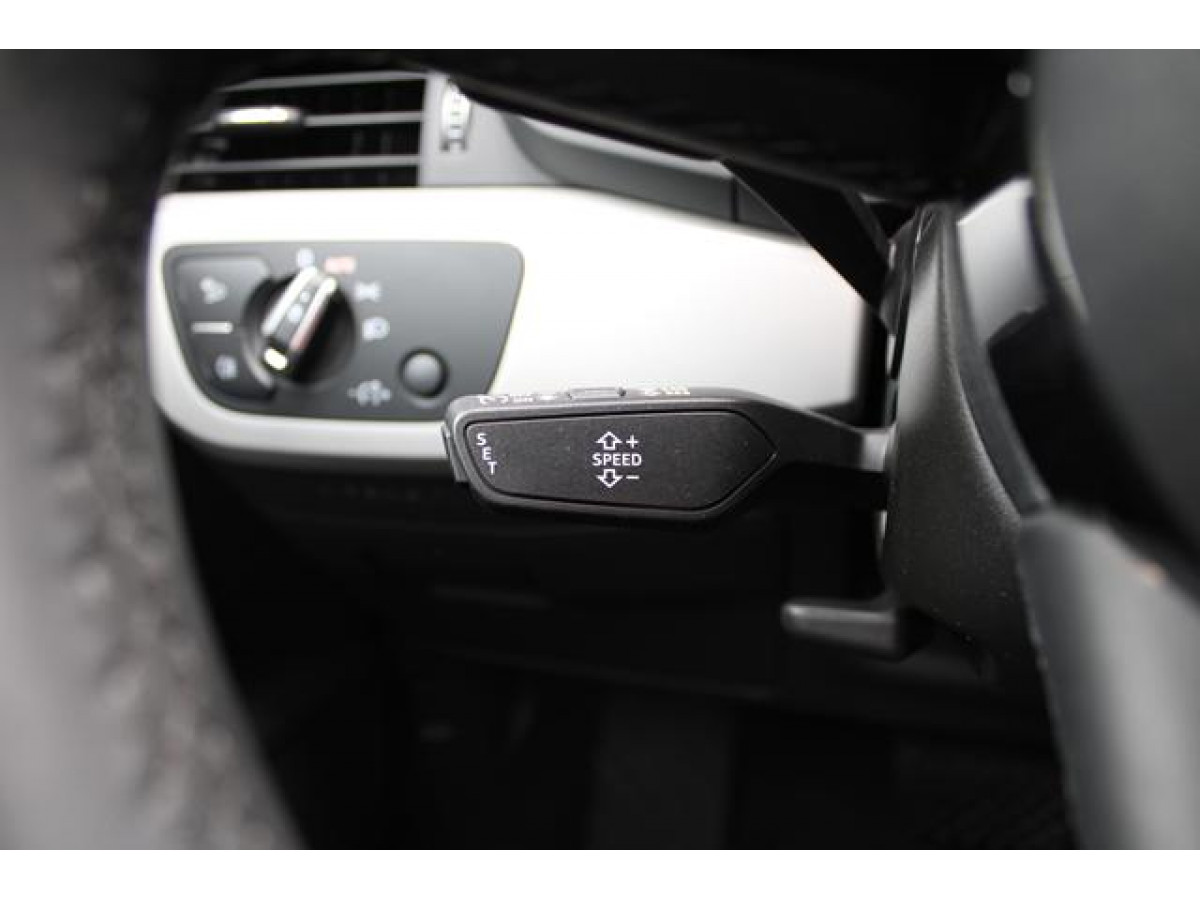 Audi A4 2.0 TFSI Hybrid 