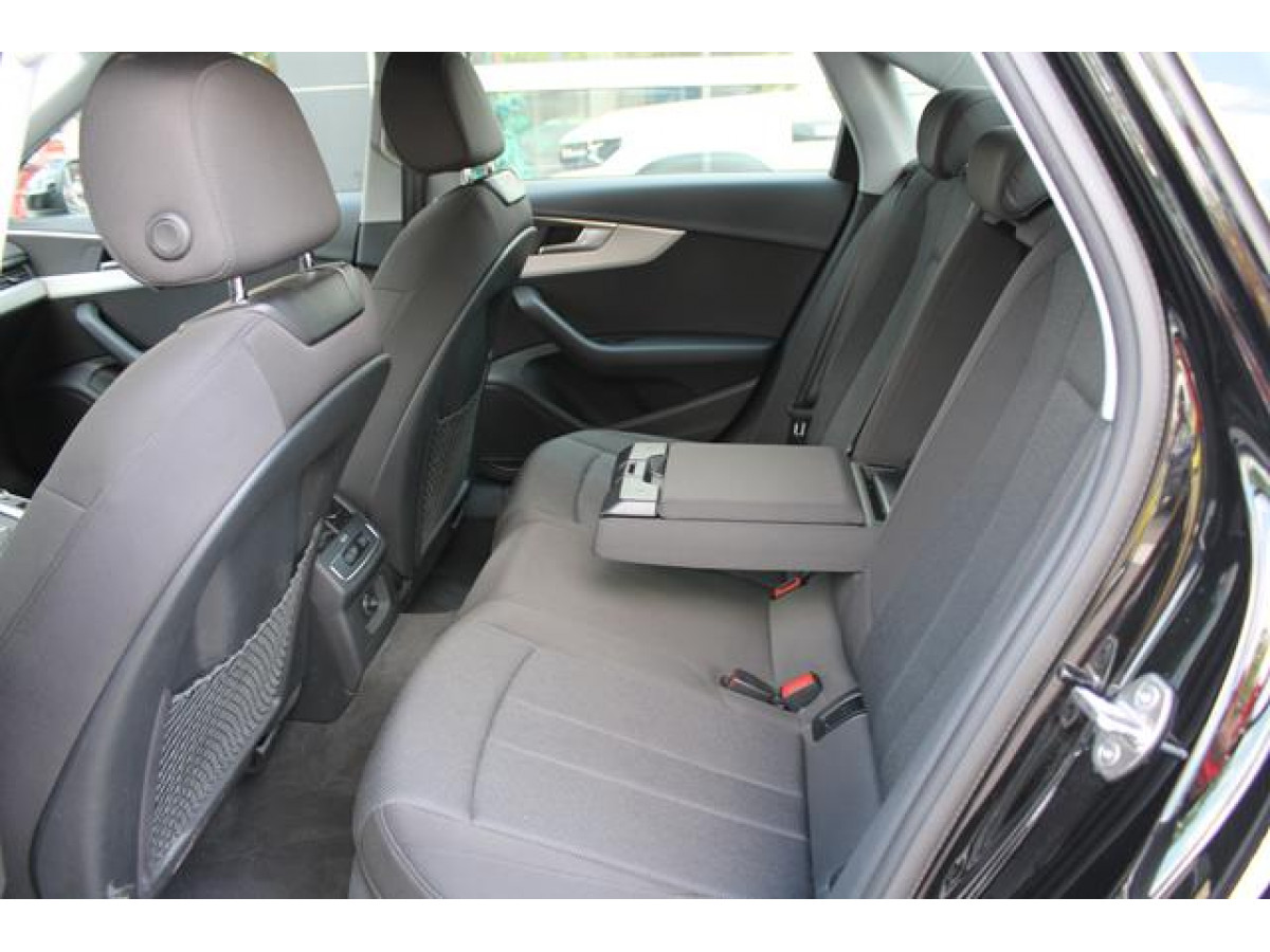 Audi A4 2.0 TFSI Hybrid 